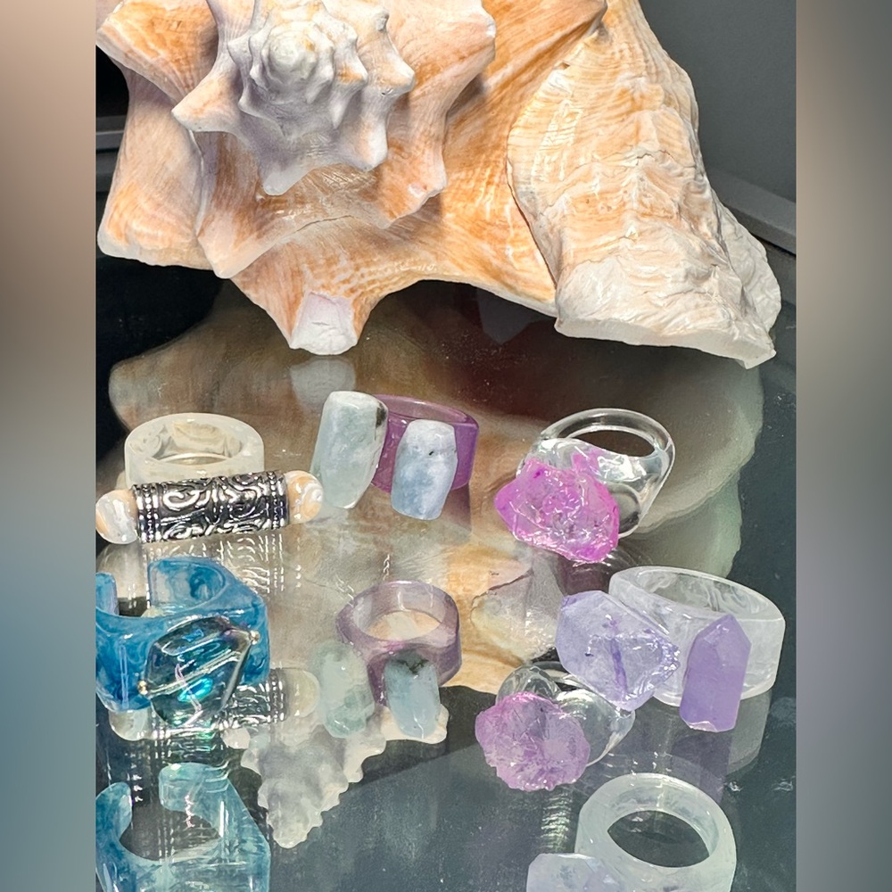 UNIQUE  STONES, RESIN, Statement Women's Ring Set of 5 (H) size 6
